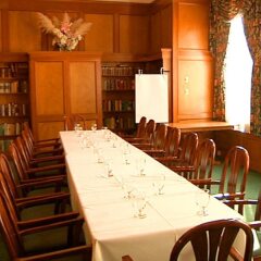 Отель Huntingdon Manor Hotel Канада, Виктория - отзывы, цены и фото номеров - забронировать отель Huntingdon Manor Hotel онлайн развлечения