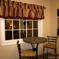 Отель Candlewood Suites Vicksburg интерьер отеля