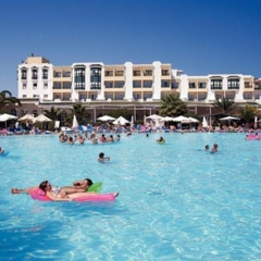 Отель Soviva Resort спортивное сооружение