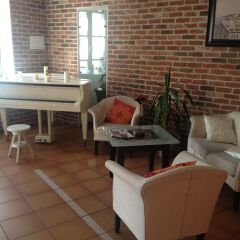 Отель Amberton Cozy Hotel Kaunas Литва, Каунас - 6 отзывов об отеле, цены и фото номеров - забронировать отель Amberton Cozy Hotel Kaunas онлайн интерьер отеля фото 3