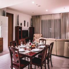 Апартаменты Luxury Apartments NorthPoint Pattaya by GrandisVillas Паттайя в номере