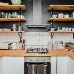 Отель Modern Central 1-bed In Clerkenwell - Sleeps 4! Лондон в номере фото 2
