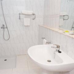 Отель Apartamentos Sol Romantica ванная