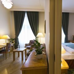Отель Grandhotel AMBASSADOR - Národní Dum Чехия, Карловы Вары - 1 отзыв об отеле, цены и фото номеров - забронировать отель Grandhotel AMBASSADOR - Národní Dum онлайн комната для гостей