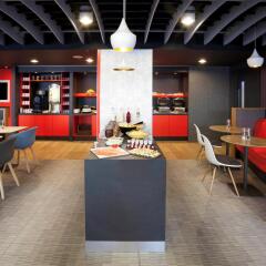 Отель ibis Brighton City Centre - Station питание