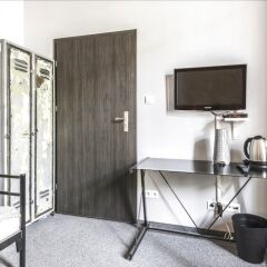 Отель Mish Mash Nowogrodzka - Hostel Польша, Варшава - отзывы, цены и фото номеров - забронировать отель Mish Mash Nowogrodzka - Hostel онлайн фитнесс-зал фото 2