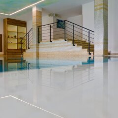 Отель Das Bergland - Vital & Activity Италия, Горнолыжный курорт Ортлер - отзывы, цены и фото номеров - забронировать отель Das Bergland - Vital & Activity онлайн бассейн фото 2