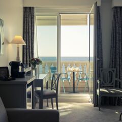 Отель Mercure Nice Marché Aux Fleurs Франция, Ницца - 13 отзывов об отеле, цены и фото номеров - забронировать отель Mercure Nice Marché Aux Fleurs онлайн комната для гостей фото 2