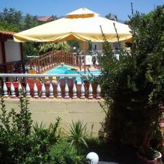 Agali Hotel бассейн