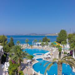 Отель Labranda TMT Bodrum - All Inclusive бассейн фото 3