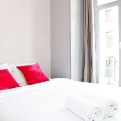 Апартаменты Private Apartment - Palais Royal комната для гостей