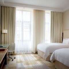 Гостиница Novotel Congress Krasnaya Polyana в Красной Поляне отзывы, цены и фото номеров - забронировать гостиницу Novotel Congress Krasnaya Polyana онлайн Красная Поляна комната для гостей фото 2