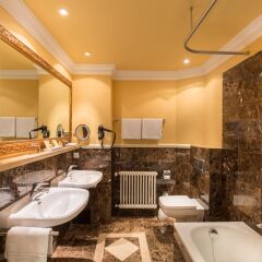 Отель Atlantic Parkhotel Германия, Баден-Баден - отзывы, цены и фото номеров - забронировать отель Atlantic Parkhotel онлайн ванная