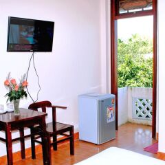 Отель Golden Leaf Homestay удобства в номере