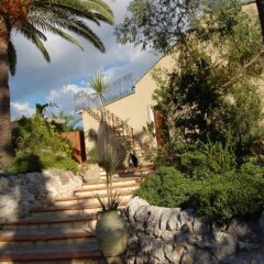 Отель B&B Il Sentiero Сиракуза приотельная территория