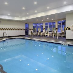 Отель Hilton Garden Inn Columbus Airport США, Колумбус - отзывы, цены и фото номеров - забронировать отель Hilton Garden Inn Columbus Airport онлайн бассейн фото 3