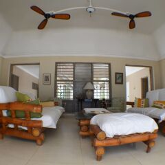 Отель Captain's Cove Beach Resort & Villas развлечения