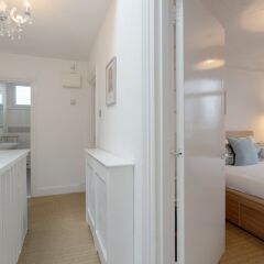 Отель Comfortable 1 Bedroom Flat in Belsize Park комната для гостей фото 4
