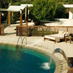 Отель Eurostars Suites Mirasierra с домашними животными