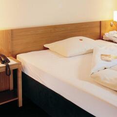 Отель Comfort Hotel Am Medienpark Германия, Унтерфёринг - отзывы, цены и фото номеров - забронировать отель Comfort Hotel Am Medienpark онлайн сейф в номере