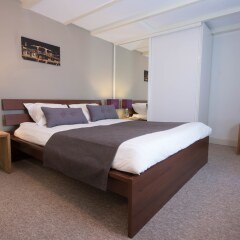 Отель Canal Suites Amsterdam комната для гостей фото 2