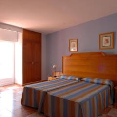 Hotel Monarque El Rodeo комната для гостей фото 2