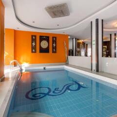 Отель SuperBed Otel бассейн