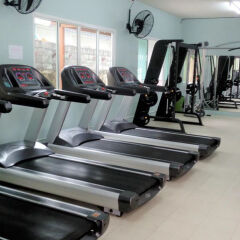 PJ Phuket Town Hotel фитнесс-зал