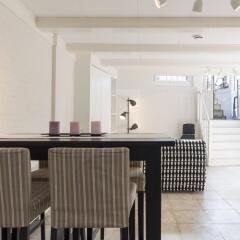 Апартаменты Canal Belt apartments - Rijksmuseum area гостиничный бар