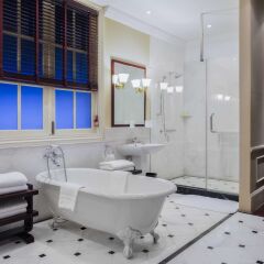 Raffles Grand Hotel d'Angkor ванная