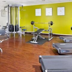 Отель Courtyard by Marriott Munich City Center фитнесс-зал фото 4