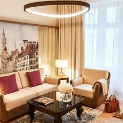 Hotel Vier Jahreszeiten Kempinski München 5* Улучшенный люкс с двуспальной кроватью фото 6