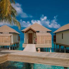 Отель Reethi Faru Resort 5* Вилла с различными типами кроватей
