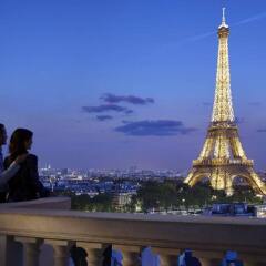 Отель Shangri-La Paris Франция, Париж - 1 отзыв об отеле, цены и фото номеров - забронировать отель Shangri-La Paris онлайн балкон