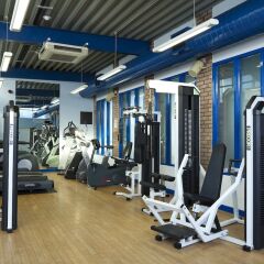 Отель Crowne Plaza Manchester Airport Манчестер фитнесс-зал