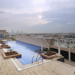 Metropolitan Hotel Dubai бассейн фото 3