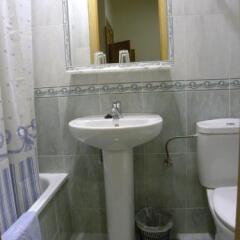 Отель Hostal Biarritz Испания, Мадрид - отзывы, цены и фото номеров - забронировать отель Hostal Biarritz онлайн помещение для мероприятий