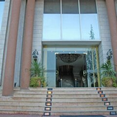 Отель Candles Hotel Иордания, Вади-Муса - 1 отзыв об отеле, цены и фото номеров - забронировать отель Candles Hotel онлайн с домашними животными