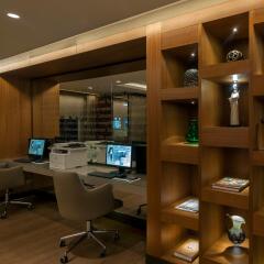 DoubleTree by Hilton Hotel Istanbul - Sirkeci интерьер отеля
