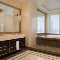 Гостиница Лотте Отель Самара в Самаре 9 отзывов об отеле, цены и фото номеров - забронировать гостиницу Лотте Отель Самара онлайн ванная