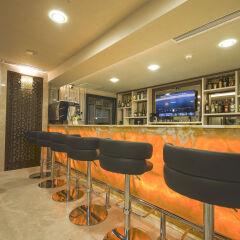 Antusa Palace Hotel & Spa гостиничный бар