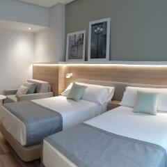 Отель Golden Tulip Barcelona комната для гостей фото 4