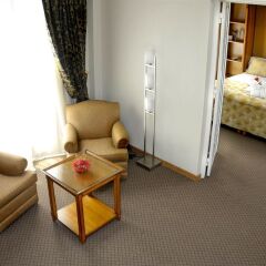 San Nicolas Plaza Hotel Сан-Николас-де-лос-Арройос комната для гостей фото 5