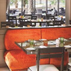 Traders Hotel Qaryat Al Beri Abu Dhabi, by Shangri-la питание