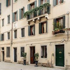 Апартаменты Joseph Apartments Венеция