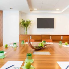 Отель Novotel Wien City спортивное сооружение