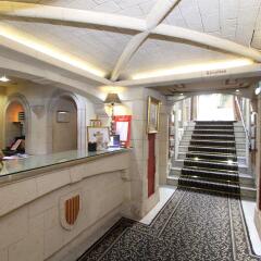 Golden Tulip Cannes hotel de Paris интерьер отеля