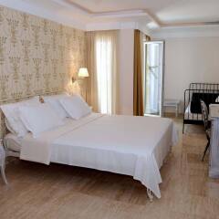 Hotel Azimut комната для гостей
