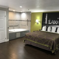 Отель Super 8 by Wyndham Inglewood/LAX/LA Airport спа