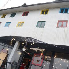 Grey Monkey Dalat Hostel Далат парковка